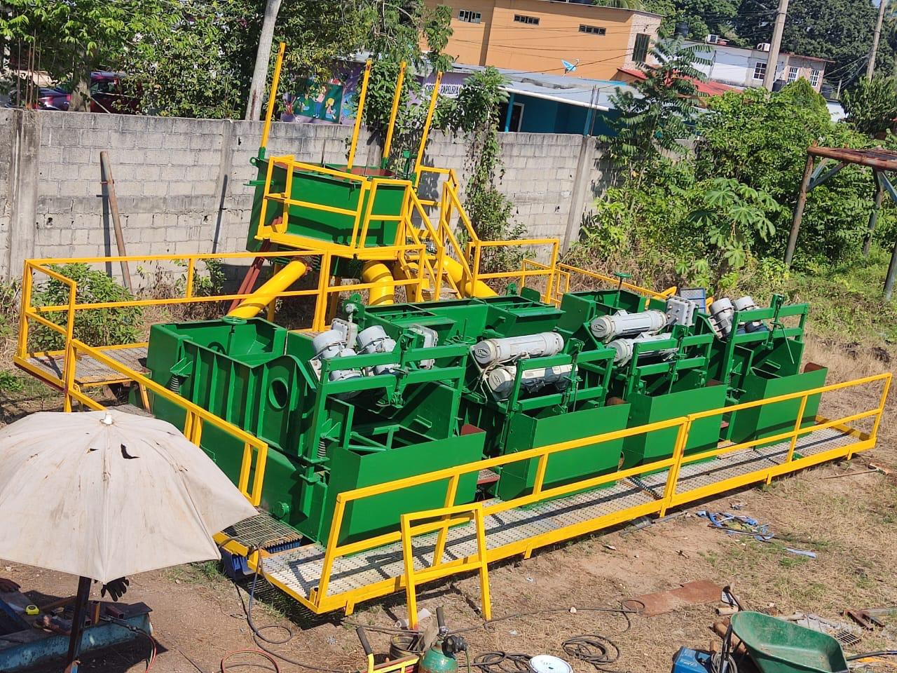 Equipo de control de sólidos FMG en sitio
